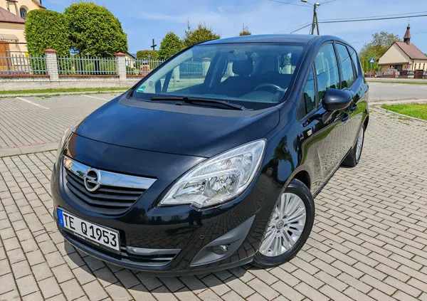 opel Opel Meriva cena 18900 przebieg: 160000, rok produkcji 2011 z Kolbuszowa